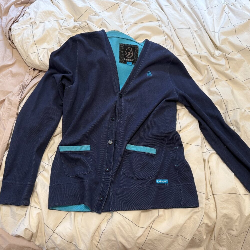 Kidrobot Cardigan - Large